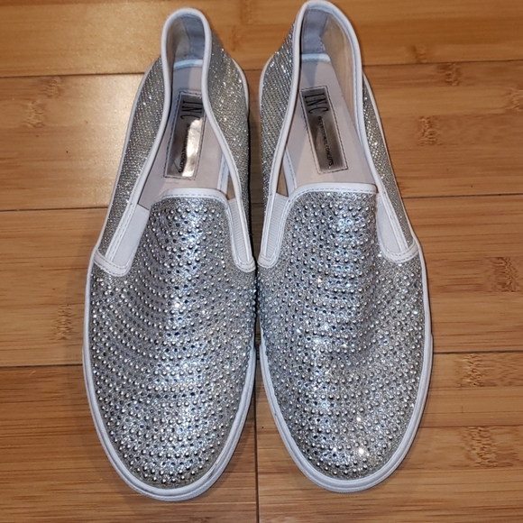inc sammee slip on